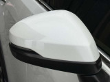 サイドミラーは電動格納で折りたたみスムーズです!