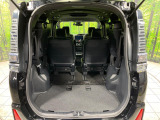 普段のお買い物や通勤、送迎等に十分な荷室スペースを確保しております。セカンドシートを倒すと、大きな荷物の積載も可能です♪
