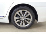 235/50R18