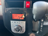 オートエアコン付きなので車内も快適