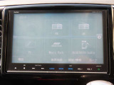 【 ホンダ純正ギャザズ・VXM-185VFNi 】Bluetooth接続に対応しています。その他、TVやAM/FMラジオの視聴・CDやDVD再生・USB接続などが可能です。