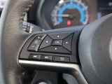 便利なステアリングスイッチ装備です。