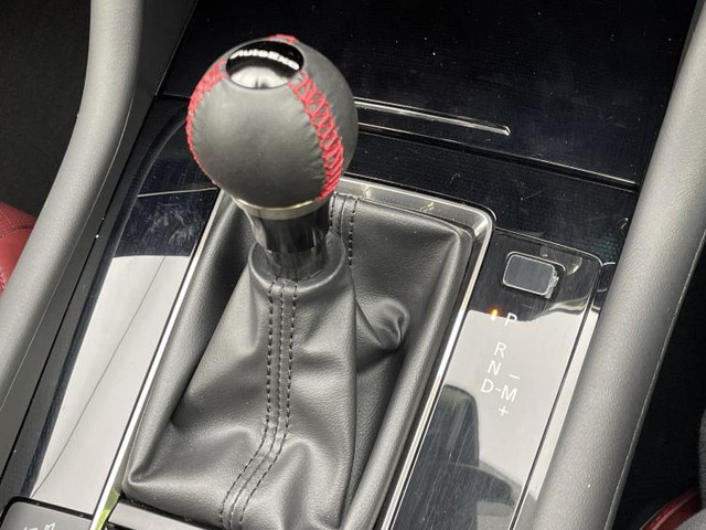 マツダ MAZDA3ファストバック 1.8 XD バーガンディ セレクション の