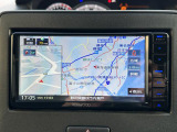 お出掛けに便利なナビを搭載。