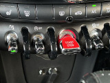 ◆LIBERALAは、輸入車選びの新たなスタイルを提案するインポート・セレクト・ブランドです。オーナー様となる方がクルマから直接感じる感性を第一にした、最良の一台との出会いをコーディネートいたします。