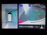 アラウンドビューモニターで車庫入れも空から見ている様に駐車できラクラクです。