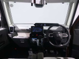 見通しのよいすっきりとした視界で、誰でも運転しやすいです。運転のしやすさは疲れにくさにも繋がりますよ♪