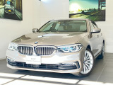 BMW 5シリーズセダン