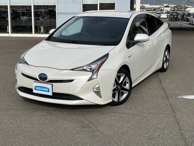 プリウス1.8 A プレミアム ツーリングセレクション