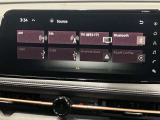 EV専用NissanConnectナビゲーションシステムのディスプレイは12.3インチで大画面!1つの画面に複数の情報をわかりやすく表示することが可能です。さらにタッチスクリーンなので、直感的に操作することができます。