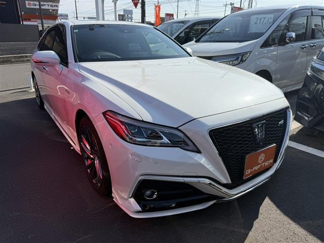 クラウン ハイブリッド 2.5 RS アドバンス 禁煙車 サンルーフ 純正8インチナビ