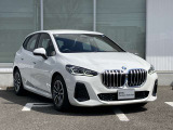 BMW Card (Visa)とBMW Diners Cardの2種類をご用意しております。充実のポイントプログラムや多様なサービスの他にカード契約期間中はBMWエマージェンシー・サービスが24時間365日ご利用いただけます。