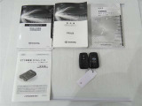 取扱説明書、メンテナンスノートが揃っています。スマートキーは、カギを取り出す手間がなく施錠開錠・エンジン始動ができる便利なキーです。