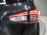 LEDテールライトです。省電力、高輝度のLEDは明るく照らすので夜間運転時の視認性を高めます。スタイリッシュな見た目で細かいところもこだわりたいあなたに!
