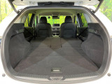 後席を格納すると、これだけの広さが!シーンに合わせたシートアレンジで、大きな荷物も積むことが出来ます♪