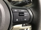 クルーズコントロールを装備しています。高速道路などで一定の速度で走ってくれるので運転が楽ですよ!速度を設定できますので、スピードの出しすぎにも注意できます。