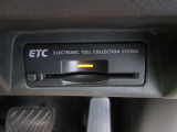 高速道路では便利なETCを装備しております。