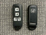 スマートキーです!ドアの施錠・解錠・エンジンの始動がスムーズで大変便利です!