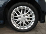 ホンダ純正アルミホイール 気品有るデザインです。