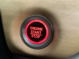 ワンプッシュでエンジンのスタート、ストップが出来て便利です。