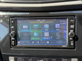 日産純正メモリーナビ。操作も簡単なタッチパネルです。