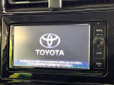 【純正ナビ】人気の純正ナビを装備しております。ナビの使いやすさはもちろん、オーディオ機能も充実!キャンプや旅行はもちろん、通勤や買い物など普段のドライブも楽しくなるはず♪