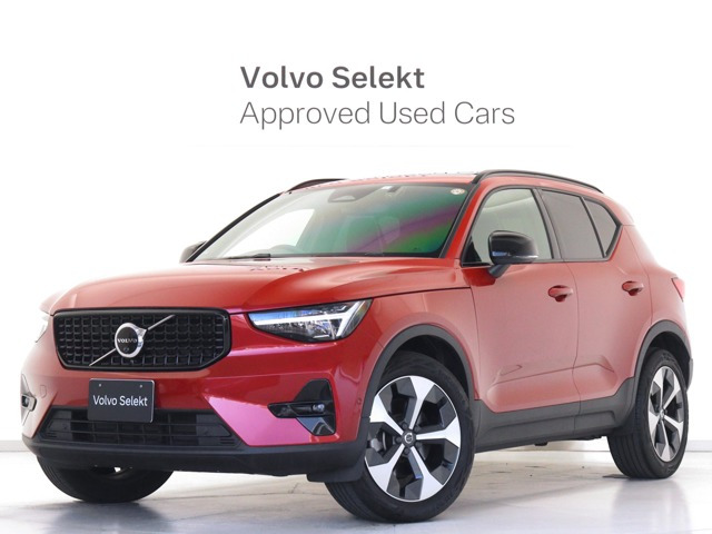 XC40アルティメット B4 AWD ダークエディション 4WD