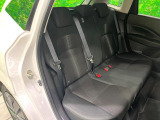 後部座席も気になるようなキズ・汚れやへたり等、大きなダメージはなく、良好な状態です。