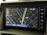 トヨタ純正7インチSDナビNSZT-W68Tを装備しております。