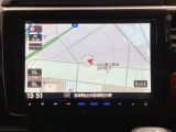 ナビゲーションは、フルセグTV対応のGathers純正メモリーナビを搭載しています。ナビに曲を記憶させるミュージックサーバー使用時は、別途SDカードが必要になります。