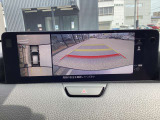 360度ビューモニター 4つのカメラで前後左右、俯瞰映像を表示、ドライバーからは見えない領域の危険認知をサポートするシステム搭載!