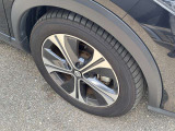 ◆アルミホイール◆純正のアルミホイールが標準装備で付いています!ホイルだけで見た目がとてもスタイリッシュです★