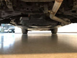下廻りの状態です(車両後方から)