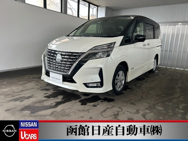 セレナ 2.0 ハイウェイスターV 4WD 