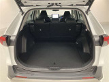 広々としたラゲージスペースを備えています。大きなものや長さのある荷物もしっかりと積み込めます。