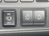 【両側パワースライドドア】スマートキーや運転席のスイッチで後席両側スライドドアの開閉が可能♪電動だから力を入れてドアを開ける必要が無く、小さなお子様でも簡単に開け閉めでき快適です♪