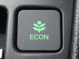 ★ECONスイッチ★ スイッチをONにすると、エンジンやエアコンなどクルマ全体の動きを低燃費モードに!燃費をよくするようクルマが頑張ります☆
