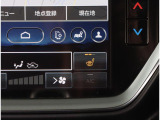 運転席、助手席にはシートヒーター機能を装備!電熱線を使用した暖房ですので、寒い季節や雨などで急に体が冷えてしまったとき等に便利で快適な機能です!