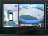 ★アラウンドビューモニター装備ですので、バックや縦列駐車の際に上から見た映像があなたを安心サポート!一度使ったらやめられない!