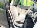 運転席シート廻りは使用感も少なく、良好な状態となっています。前オーナー様が丁寧に使っていたことがよくわかりますね。