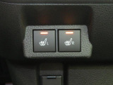 運転席・助手席シートヒーター付です。寒い日のお出かけも楽しくなります。
