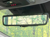 【デジタルインナーミラー】後席の大きな荷物や同乗者で後方が確認しづらい時でも安心!カメラが撮影した車両後方の映像をルームミラー内に表示。クリアな視界で状況の確認が可能です!