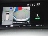 上からの視点で狭い駐車場への駐車などに役立つアラウンドビューモニターです♪