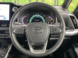 【純正革巻きステアリング】上質な革を使用することで、手にしっかり馴染みとても運転しやすいハンドルです♪
