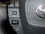 ステアリングスイッチ装備!運転しながら手元でオーディオの操作などができます。