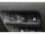 ■ETC■ 今や必需品のETC付き!高速道路料金所で小銭の出し入れをする必要もなくスムーズに通過できます。ETC搭載車しか通過できないスマートICも利用可能で、高速道路利用の幅が広がりますよ!