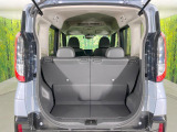 普段のお買い物や通勤、送迎等に十分な荷室スペースを確保しております。セカンドシートを倒すと、大きな荷物の積載も可能です♪