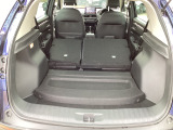 ラゲッジルームもしっかりと荷物を積むことが出来ますね!