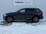 ◆サイド/流麗なプロポーションはVOLVO車の真骨頂。「美しいものと共にありたい」というオーナーの願いを満たします