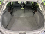 後席を格納すると、これだけの広さが!シーンに合わせたシートアレンジで、大きな荷物も積むことが出来ます♪
